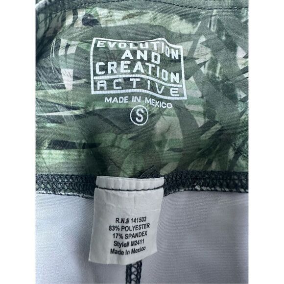 Evolution and Creation Women's M Palms Leaves Print Capri Leggings 21,5 “ Green - Picture 6 of 11